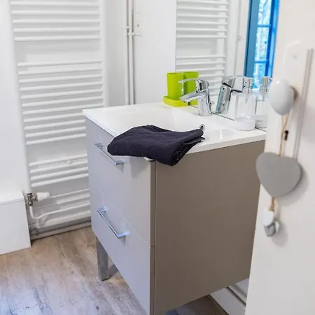 Stuart Apartamento *